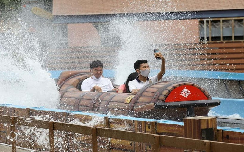 Siam Amazing Park Entry Ticket with Buffet Lunch (NON THAI) - Practical details that make the day easier