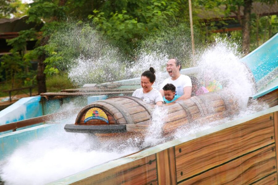 Siam Amazing Park: Water Park Ticket and Buffet Lunch - Who should book Siam Amazing Park?
