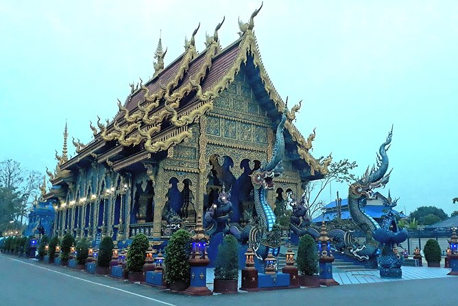 Sightseeing Join Tour Chiang Rai / PICK UP ONLY IN CHIANG RAI - Starting at 8:00 am and settling into the van
