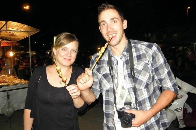 Small-Group Chiang Mai Evening Street Food Tour - Why the first evening works so well