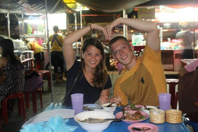Small-Group Chiang Mai Evening Street Food Tour - Learning to order in Thai