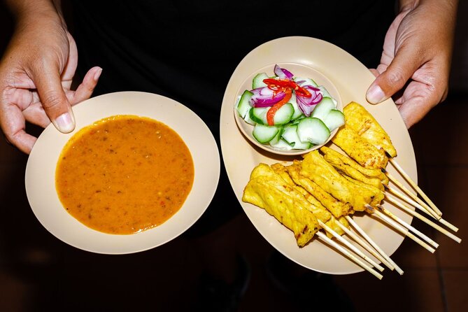 Southern Flavors Phuket Food Tour with 15+ Tastings - Roti, curry, and the sweet side of the route