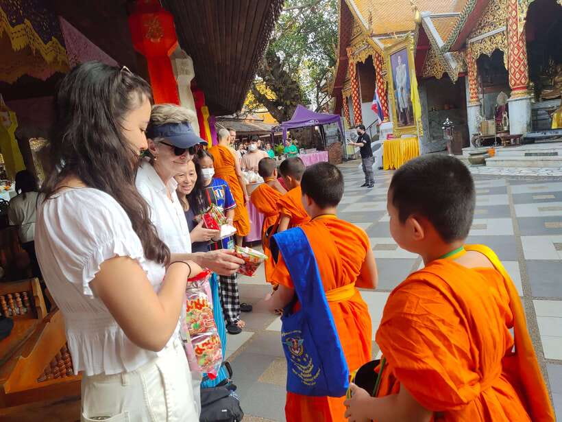 Spiritual Sunrise Wat Doi Suthep, Pha Lat, Alms & Meditation - Breakfast with a Chiang Mai flavor
