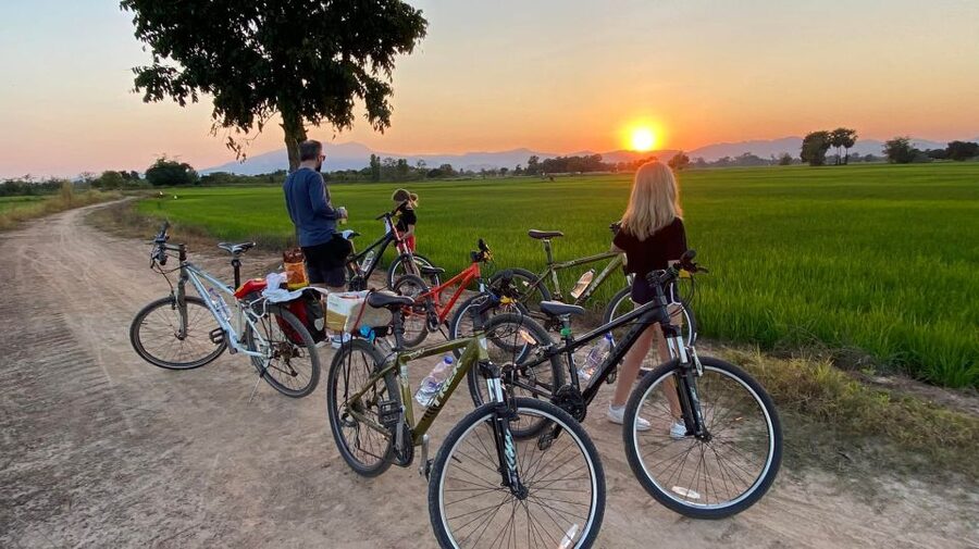 Sukhothai: 2.5-Hours Guided Countryside Sunset Bike Tour - Who will get the most from this Sukhothai tour