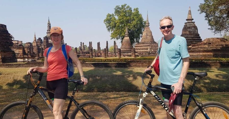 Sukhothai: Full-Day Historical Park Cycling Tour with Lunch - Lunch at a local Thai restaurant