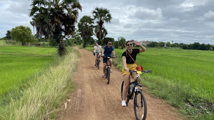 Sukhothai: Historical Park & Countryside Cycling Tour - Key points at a glance