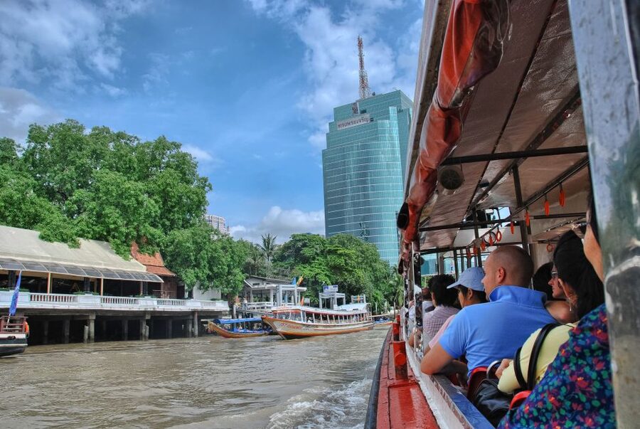 Talat Noi I A Journey Through Art and Culture l Bangkok - Walking through old houses and painted walls