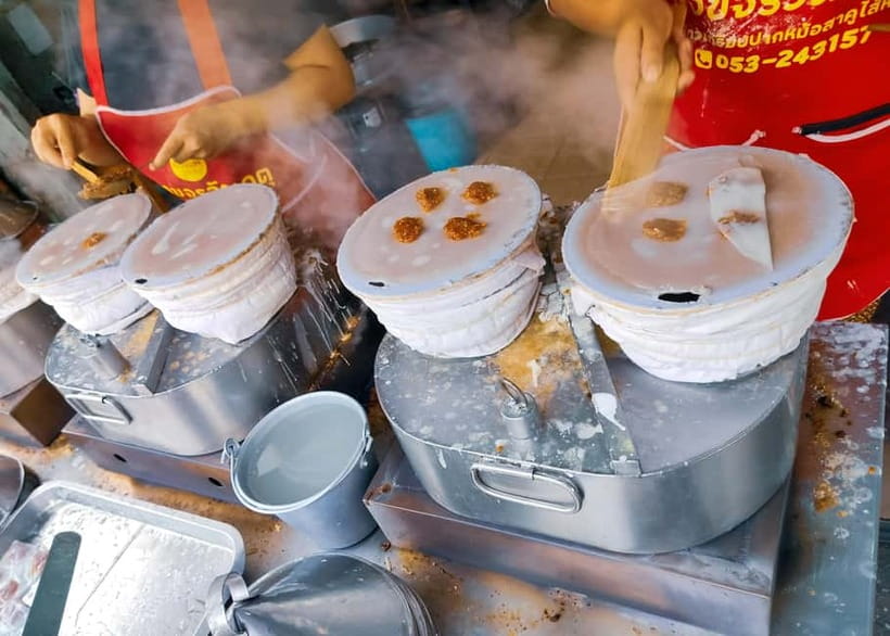 Taste of Chiang Mai: Michelin Guide & Street Food Tour - Meeting near Tha Pae Road