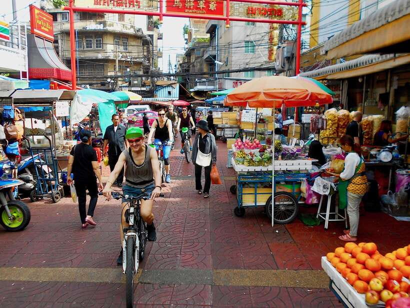 Thai culture and Bangkok local life guided bike tour - Starting at Loftel Station Hostel near Hua Lamphong