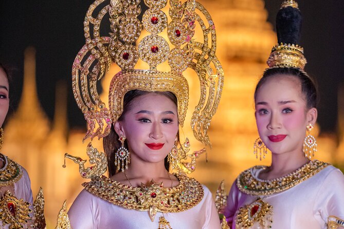 The Newest Luxury 5-Star Bangkok Chao Phraya Dinner Cruise - The two-hour route along the Chao Phraya