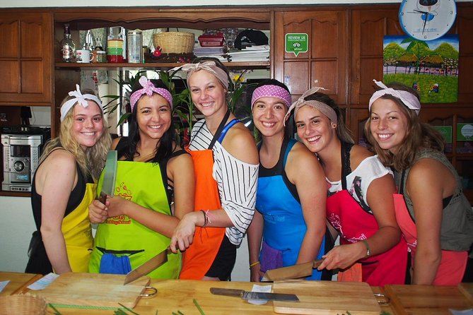 Tomyumthai Cooking Class in Chiang Mai - Timing, transport, and cancellation rules
