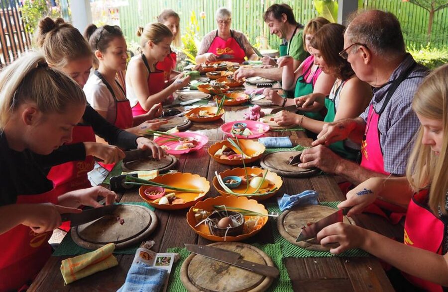 We Cook Thai Home Garden Cooking School - Six categories, one wok per person